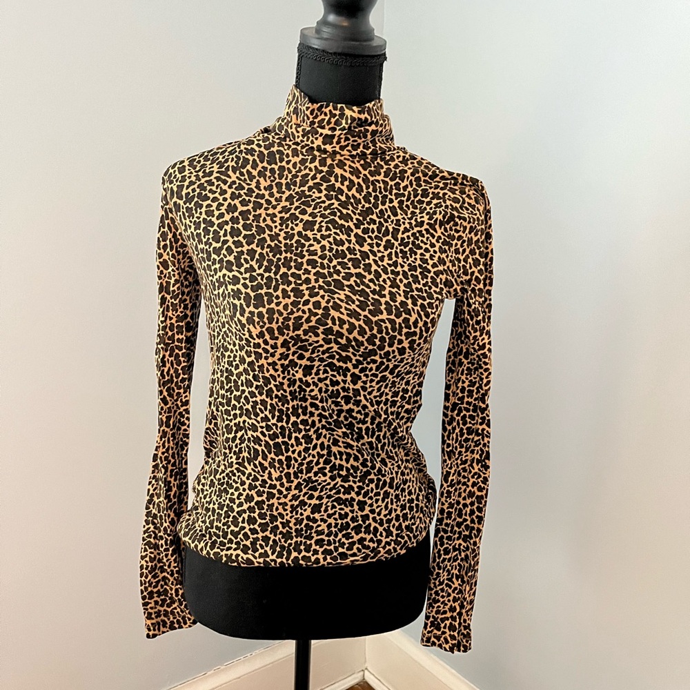 J.Crew tissue turtleneck - XS - Leopard NWOT